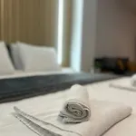 Park Center Apartment *