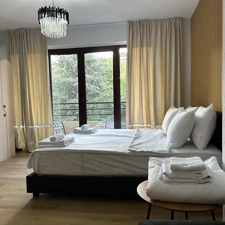 アパート Park Center サンダンスキ