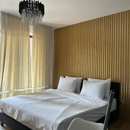 Apartment Park Center *