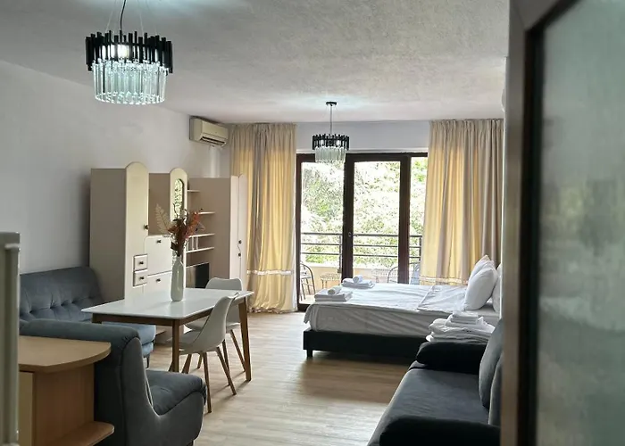 Park Center アパート *